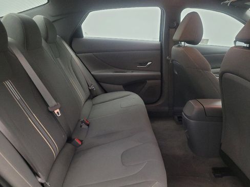 Used 2025 Hyundai Elantra Sport image 19