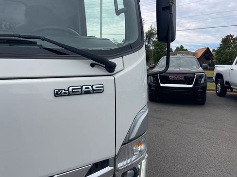 Used 2024 Chevrolet Low Cab Forward RWD image 22