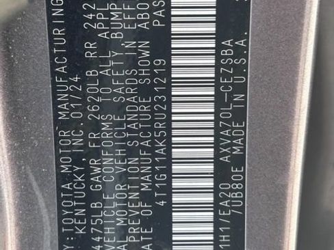 Used 2024 Toyota Camry SE FWD image 29