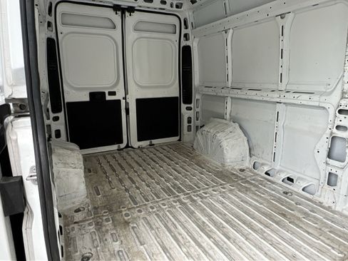 Used 2025 RAM ProMaster 2500 w/ Convenience Group FWD image 31