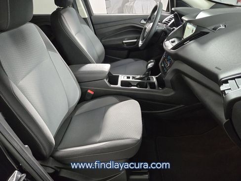 Used 2019 Ford Escape SE image 15