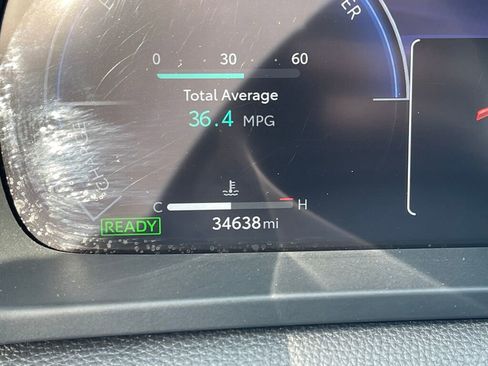 Used 2023 Toyota Crown XLE image 18