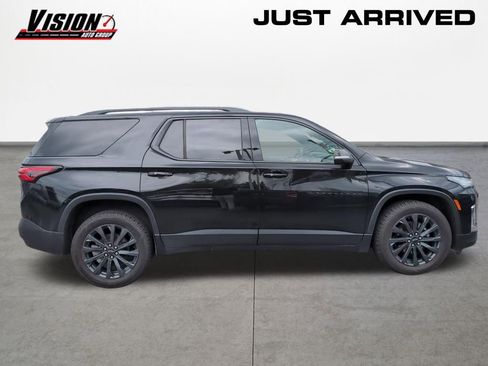 Used 2024 Chevrolet Traverse RS AWD/4WD image 6