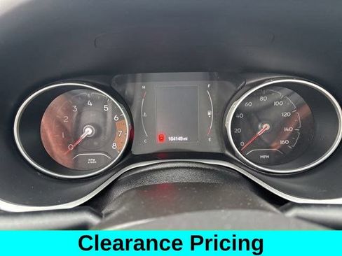 Used 2018 Jeep Compass Latitude FWD image 15