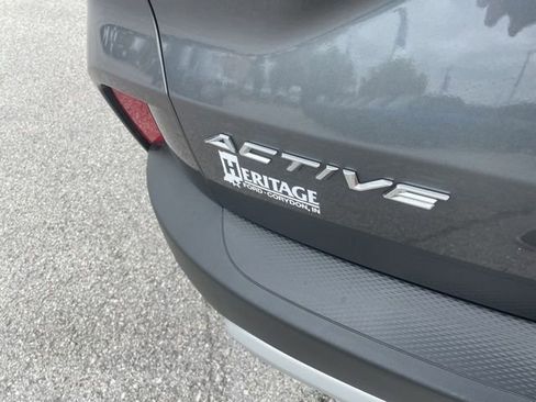 Used 2023 Ford Escape Active w/ Tech Pack #1 AWD/4WD image 9