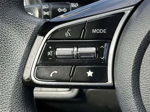 Used 2022 Kia Forte LXS w/ LXS Technology Package image 15