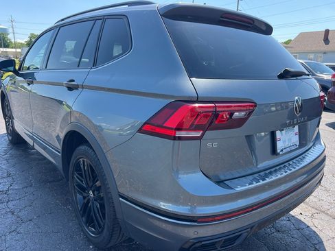 Used 2022 Volkswagen Tiguan SE R-Line AWD/4WD image 5