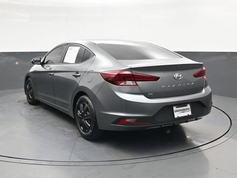 Used 2020 Hyundai Elantra SE FWD image 5