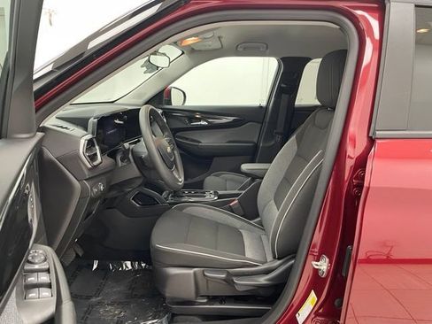 Certified 2024 Chevrolet TrailBlazer LT FWD image 9