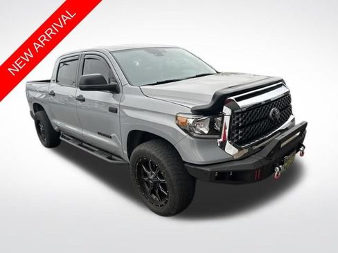 Used 2021 Toyota Tundra SR5 w/ SR5 Upgrade Package AWD/4WD image 1