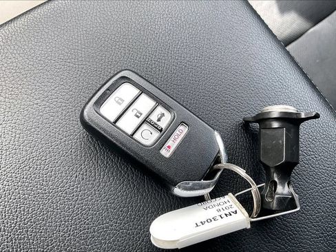 Used 2018 Honda Accord EX-L image 6