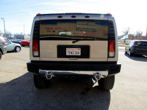 Used 2003 HUMMER H2 w/ Preferred Equipment Group image 16