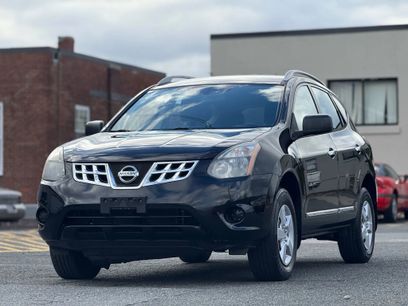 Used 2014 Nissan Rogue S w/ Convenience Package