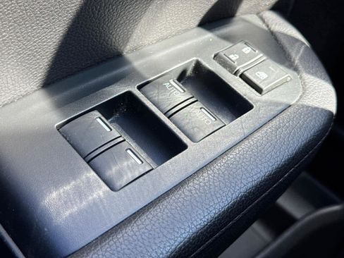 Certified 2022 Honda Pilot Touring image 25