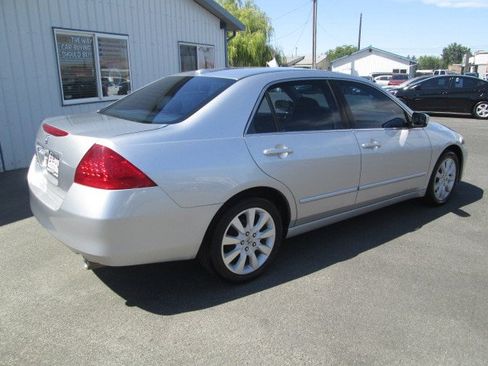 Used 2007 Honda Accord EX-L image 6
