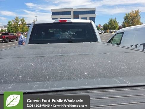 Used 2015 Ford F150 XL w/ Equipment Group 101A Mid AWD/4WD image 9