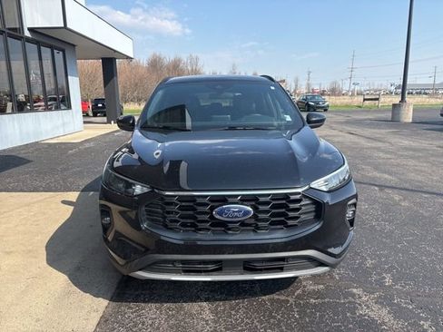 Used 2025 Ford Escape ST-Line Select AWD/4WD image 6