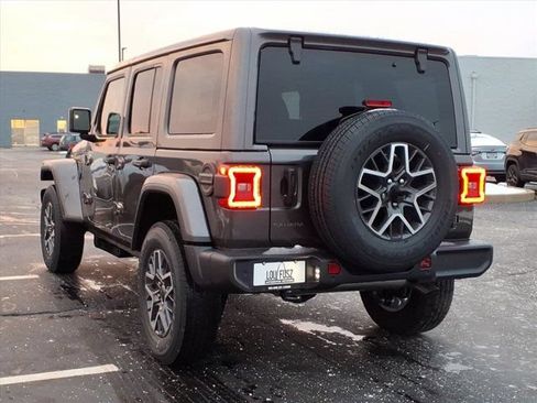 New 2026 Jeep Wrangler Unlimited Sahara w/ Safety Group AWD/4WD image 4