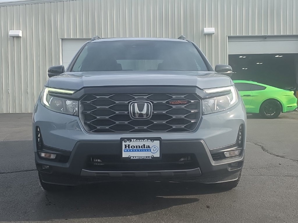 Used 2024 Honda Passport TrailSport image 2