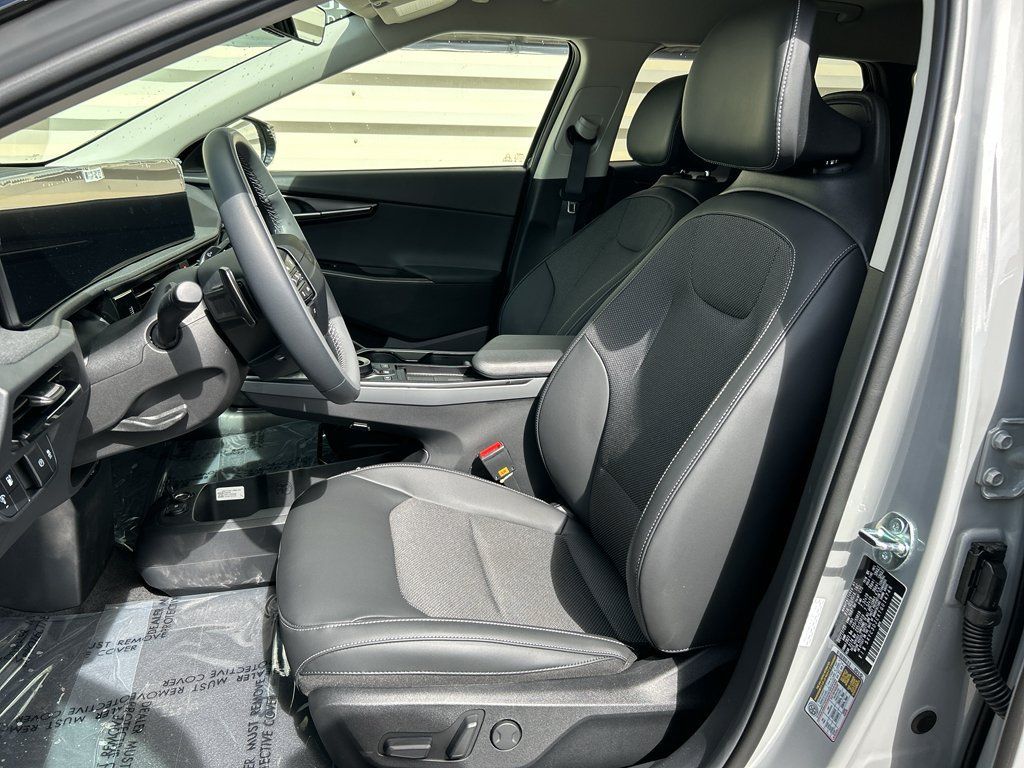New 2026 Kia EV6 Light AWD/4WD image 10