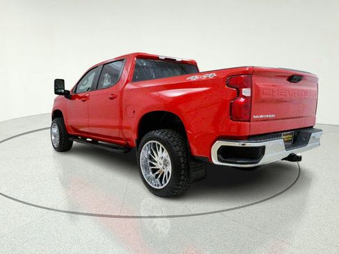Used 2022 Chevrolet Silverado 1500 LT w/ Work Truck Package AWD/4WD image 6