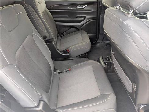 Used 2023 Jeep Grand Cherokee L Laredo AWD/4WD image 17