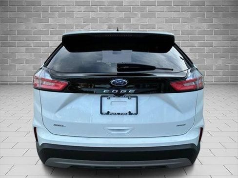 Certified 2024 Ford Edge SEL w/ Convenience Package AWD/4WD image 4