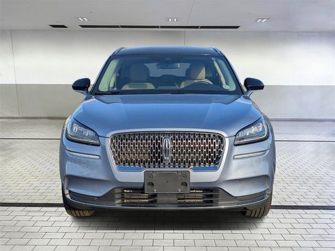 Used 2022 Lincoln Corsair AWD w/ Premium Package image 8