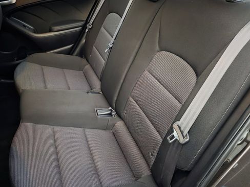 Used 2017 Kia Forte LX image 13