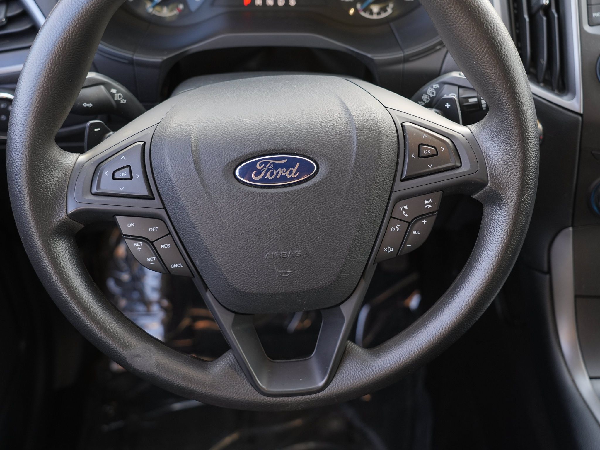Used 2017 Ford Edge SE AWD/4WD image 24