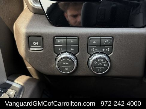 New 2026 GMC Sierra 1500 SLT AWD/4WD image 19