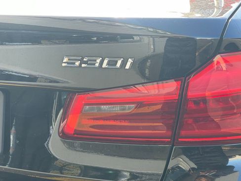 Used 2018 BMW 530i w/ Premium Package RWD image 26