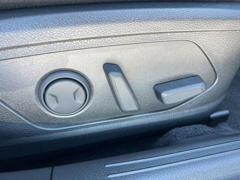 Certified 2025 Kia K5 GT w/ GT1 Package image 40