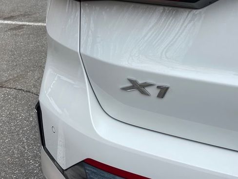 Certified 2025 BMW X1 xDrive28i w/ Premium Package image 32