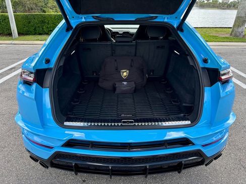Used 2024 Lamborghini Urus S AWD/4WD image 23