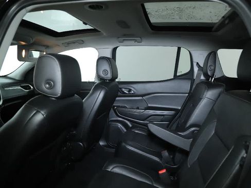 Used 2019 GMC Acadia SLT AWD/4WD image 16