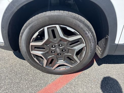 Used 2023 Hyundai Santa Fe Limited w/ Cargo Package AWD/4WD image 11