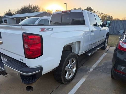 Used 2015 Chevrolet Silverado 2500 LTZ w/ Duramax Plus Package image 3