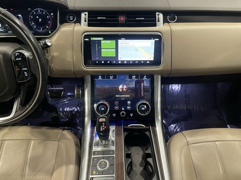 Used 2018 Land Rover Range Rover Sport Supercharged AWD/4WD image 17