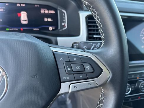 Used 2023 Volkswagen Atlas SE w/ Panoramic Sunroof Package FWD image 31