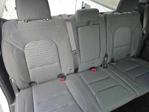 Used 2025 RAM 1500 Big Horn AWD/4WD image 33