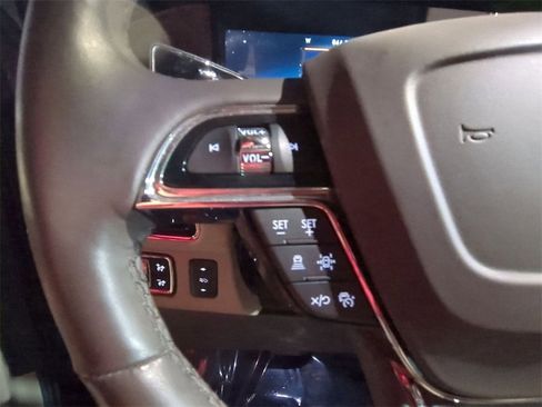 Certified 2023 Lincoln Navigator Reserve image 18