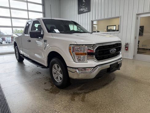 Used 2021 Ford F150 XLT AWD/4WD image 6