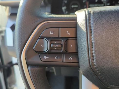 Certified 2025 Toyota 4Runner TRD Off-Road AWD/4WD image 12