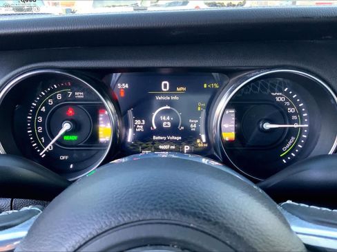 Used 2022 Jeep Wrangler Unlimited Sahara w/ Cold Weather Group AWD/4WD image 53