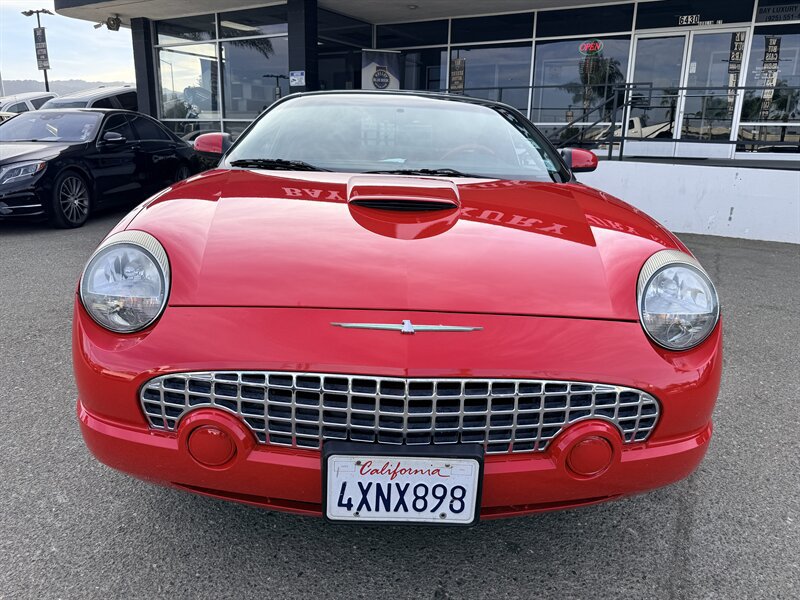 Used 2002 Ford Thunderbird RWD image 2