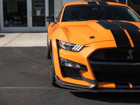 Used 2020 Ford Mustang Shelby GT500 w/ Technology Package image 5