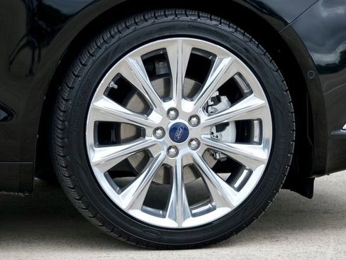 Used 2017 Ford Fusion Platinum image 36