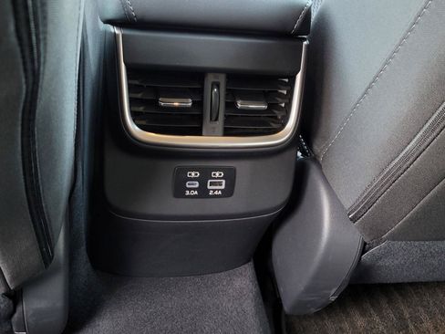 Certified 2025 Subaru Outback Premium AWD/4WD image 15