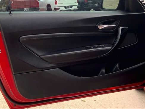 Used 2017 BMW 230i Convertible image 20